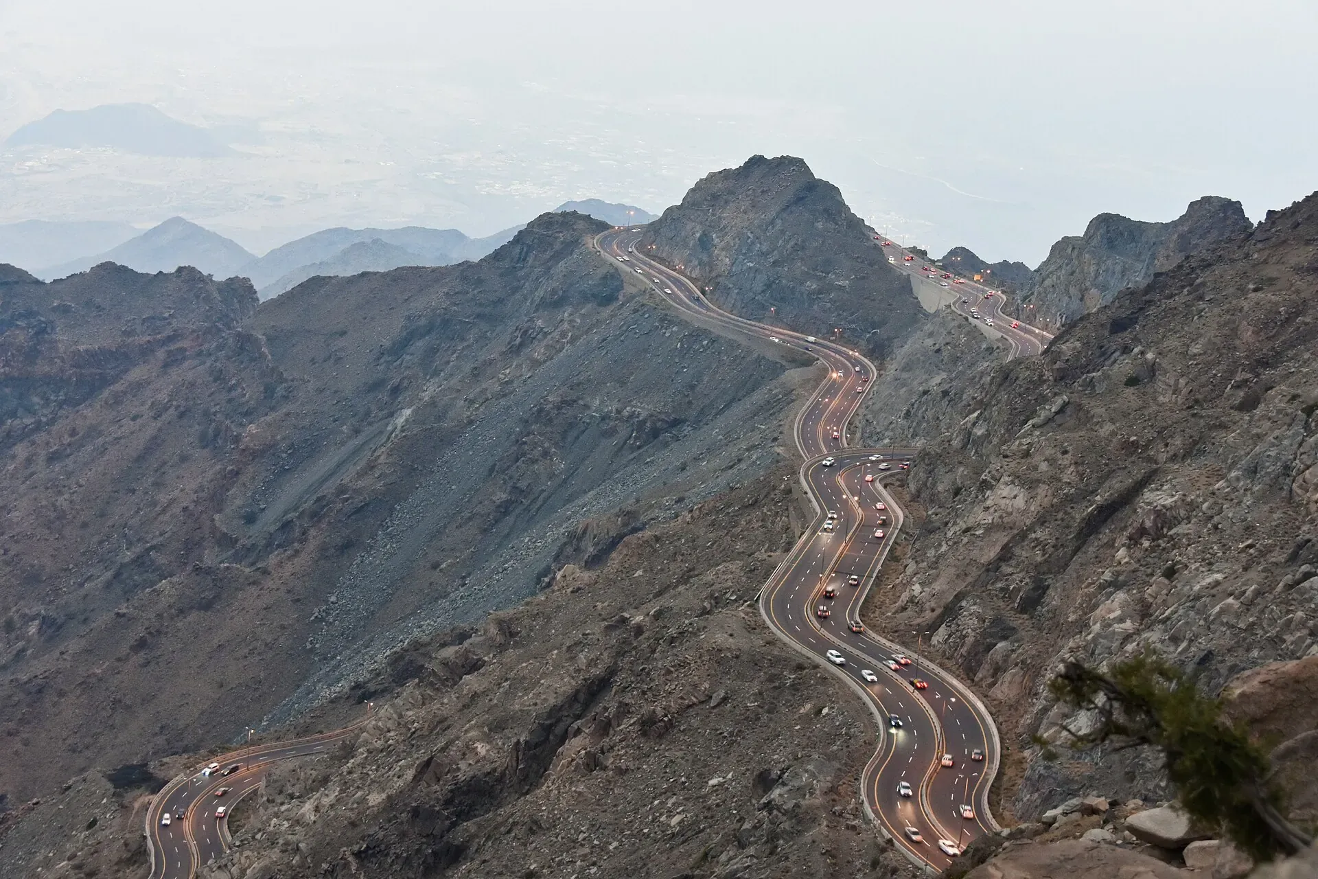 The Al Hada mountain road winding up the escarpment to Taif